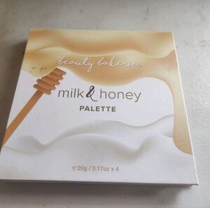 Highlight Palette Beauty Bakerie